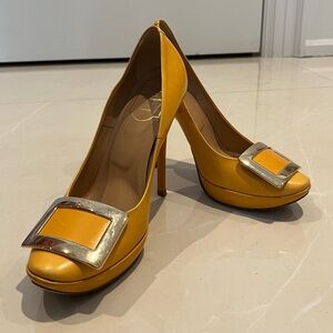 Roger Vivier Yellow Heels with Silver Accent